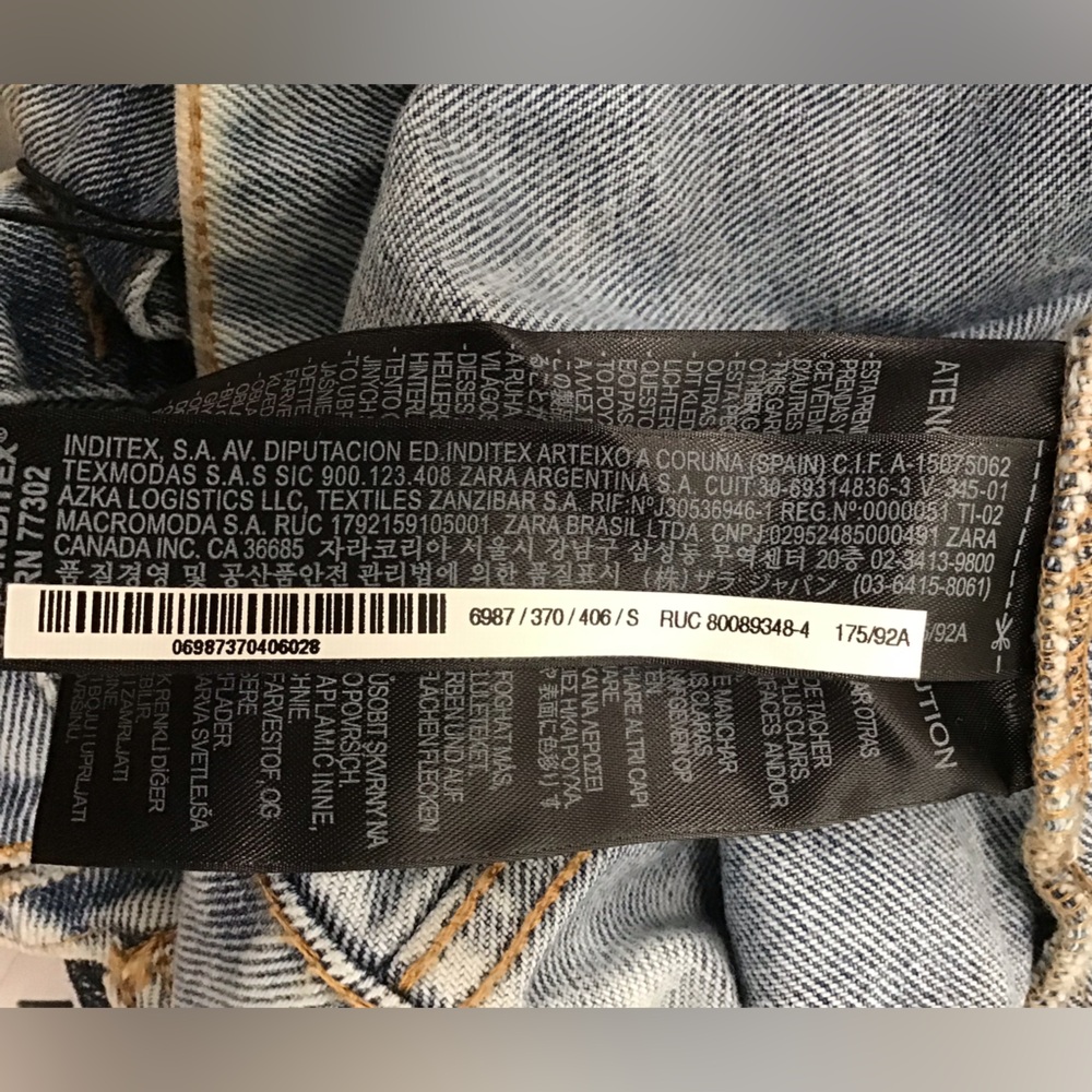 Zara Blue Denim Jacket with Graphic Print size small - Picture 7 of 7